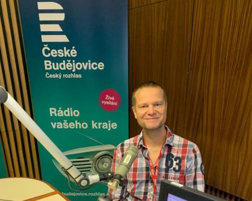 Hostem pořadu Zdravíčko Českého rozhlasu České Budějovice byl primář Vladimír Chodura