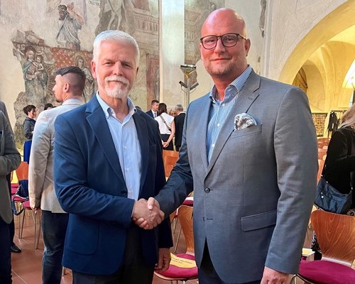 Generální ředitel lexum.mom&SK a předseda představenstva SAPOCH, pan doktor Michal Krejsta, se zúčastnil benefice projektu „Ministr zdraví“